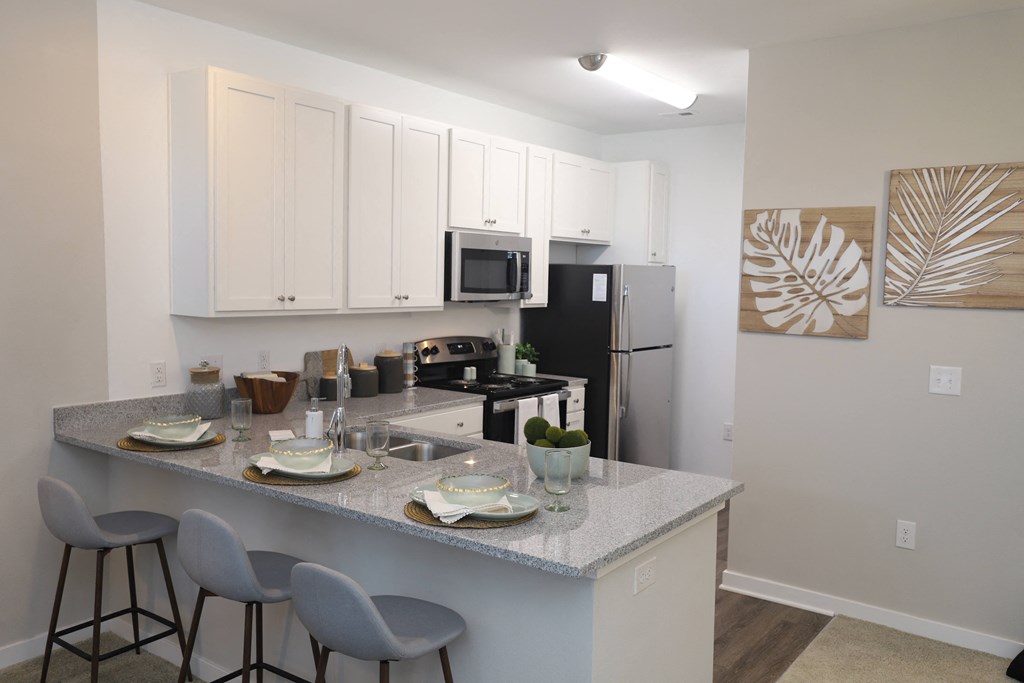 1 bedroom decorated model kitchen