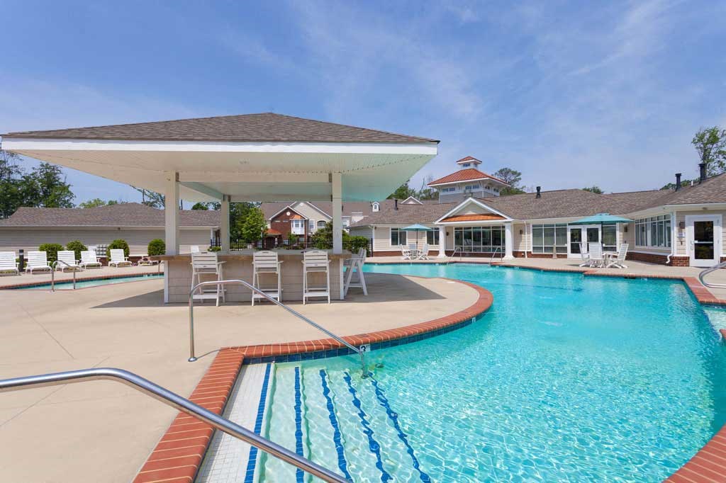 inside the clubhouse at 700 Acqua at Windy Knolls