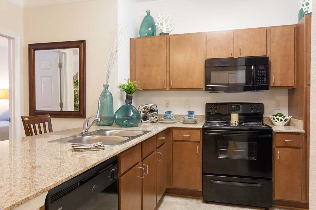 inside the clubhouse at 700 Acqua at Windy Knolls