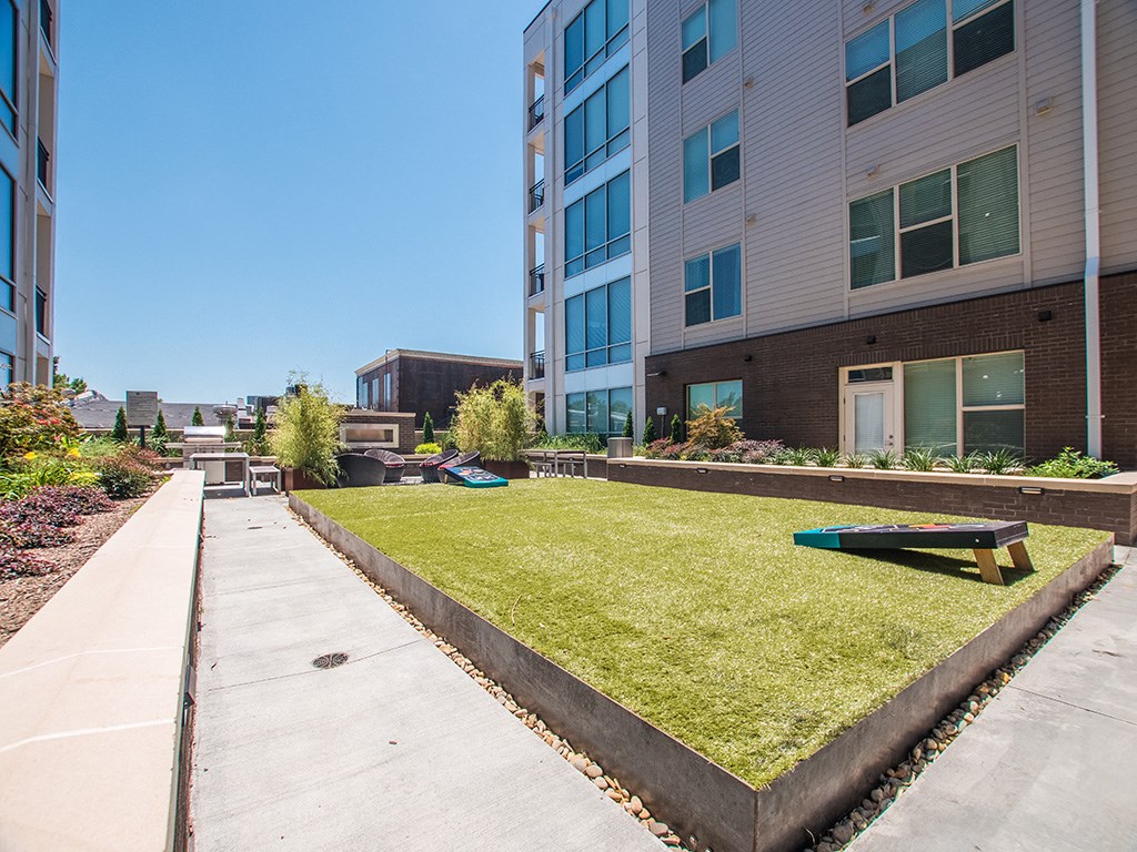 Dog Park at Link Apartments® West End, South Carolina, 29601