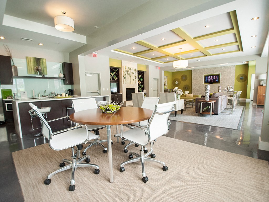 Clubhouse Kitchen at Link Apartments® Manchester, Richmond