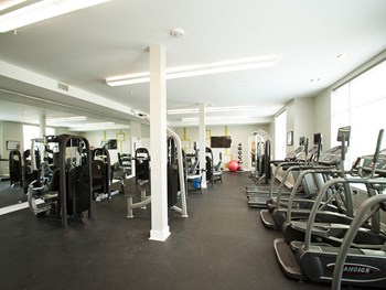 State Of The Art Fitness Center at Link Apartments® Manchester, Virginia, 23224 - Photo Gallery 15