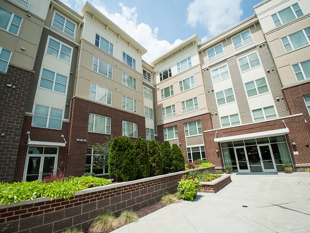 Apartment Exterior View at Link Apartments® Manchester, Richmond, VA