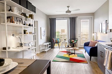 301 Memorial Dr SE 1-2 Beds Apartment for Rent - Photo Gallery 3