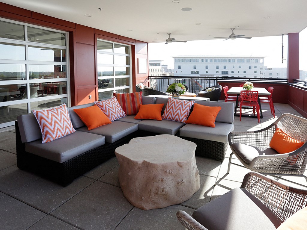 Rentable Rooftop Terrace at Link Apartments® West End, Greenville, SC