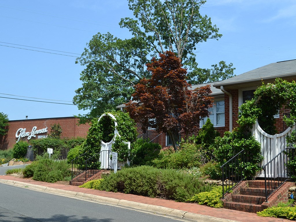 Glen Lennox Apartments, 140 Hamilton Rd, Chapel Hill, NC RentCafe