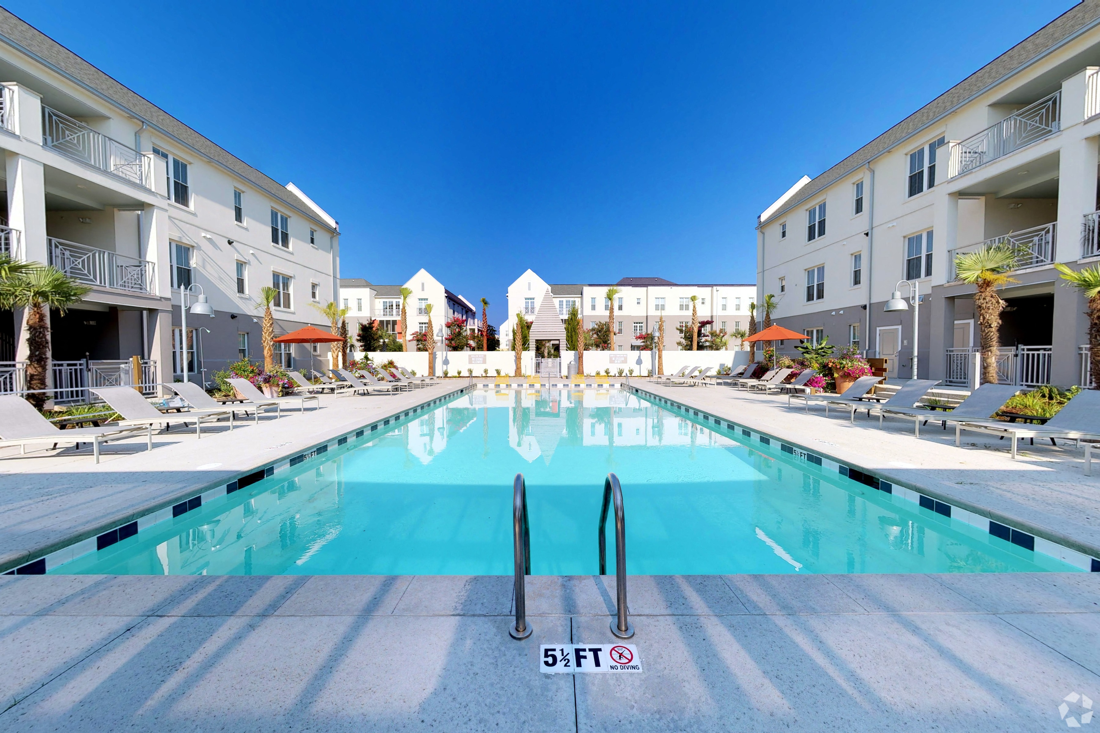 Extra large swimming pool at Link Apartments® Mixson, South Carolina