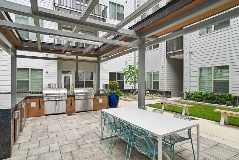 Outdoor Grill Station at Link Apartments® Montford, Charlotte, North Carolina