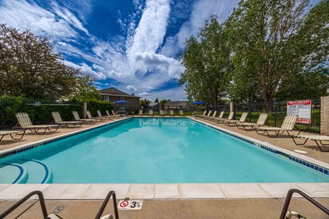 2540 Crescent Cove Drive 1-3 Beds Apartment for Rent