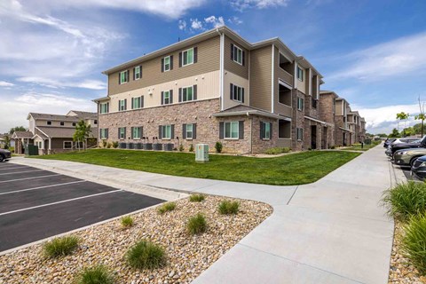 2506 32Nd St. Clubhouse 1-3 Beds Apartment for Rent