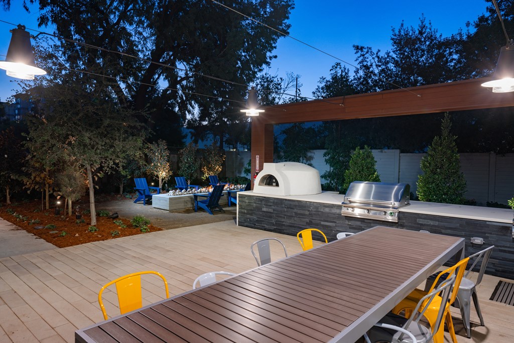 barbecue pavilion at Ladera