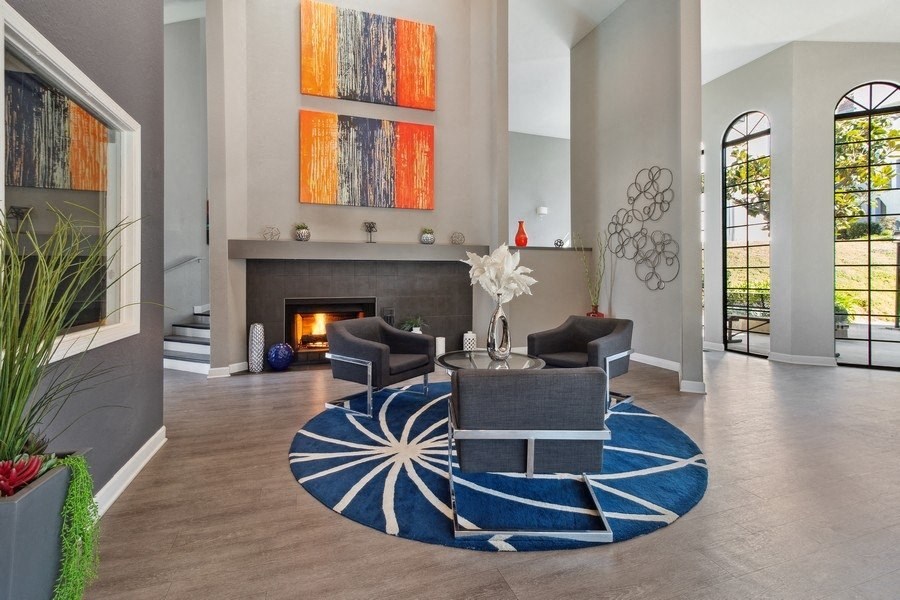 Spacious Lounge at Canyon Villa Apartment Homes