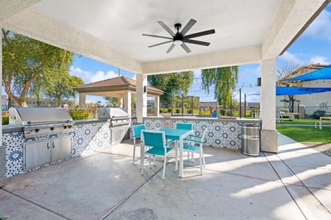 patio at Biscayne Bay Apartments