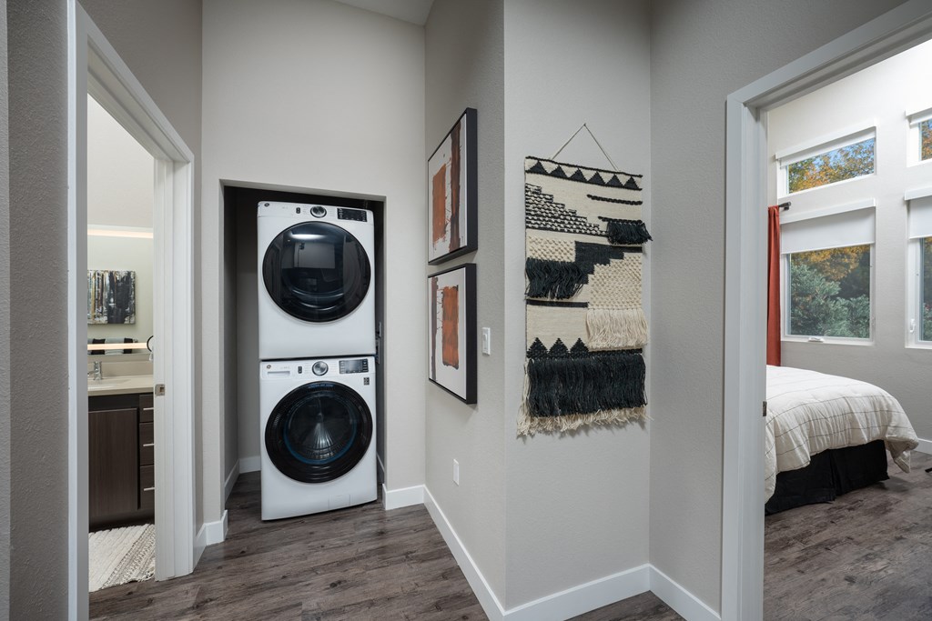 in home washer and dryer at Ladera