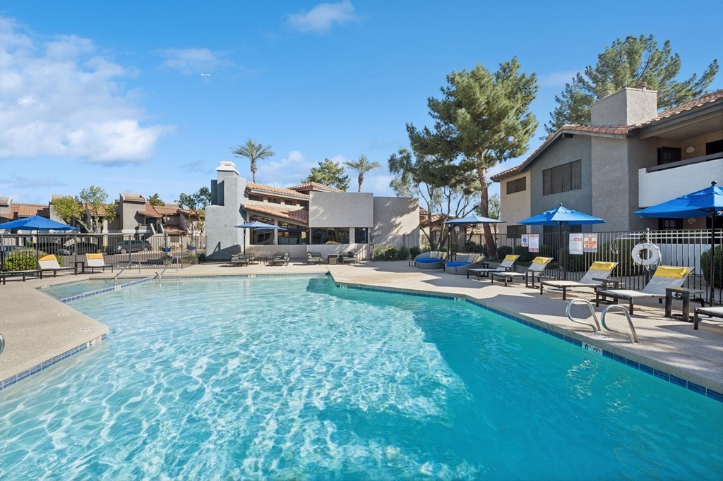 resort style pool at Country Brook