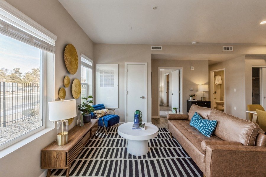 Parq Crossing Apartments is a similar property to THE BRIDGES AT VICTORIAN SQUARE located in SPARKS