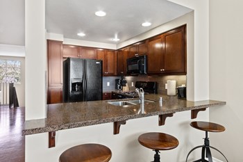 Kitchen Bar at Ontario Town Square Townhomes - Photo Gallery 2