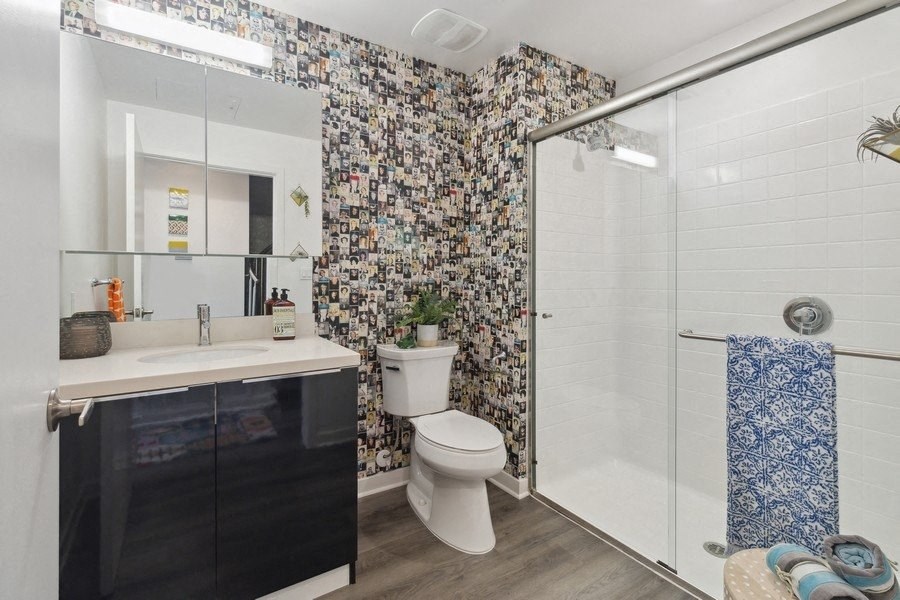 Spacious bathroom at Block C