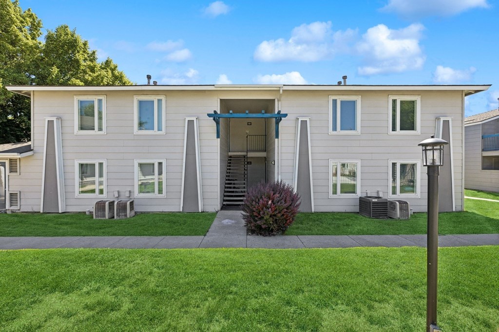 exterior views at The Village at Iron Blossom