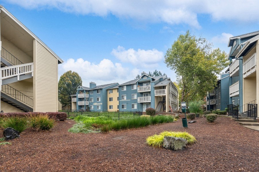 Riverwalk At Happy Valley