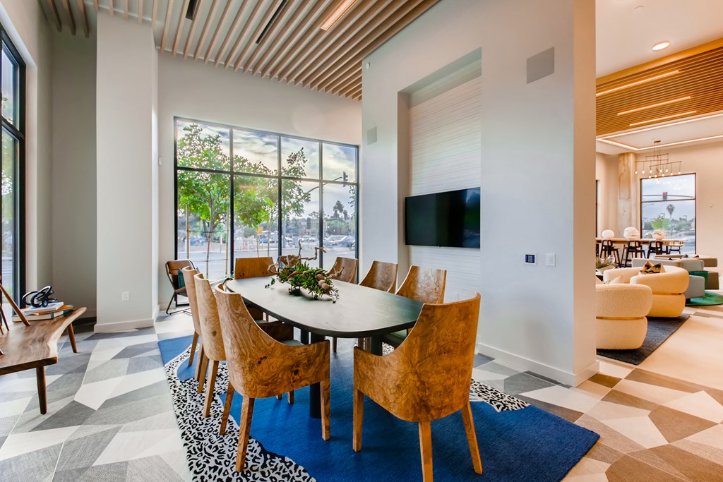 Dining Room Seating at The Rylan Apartments