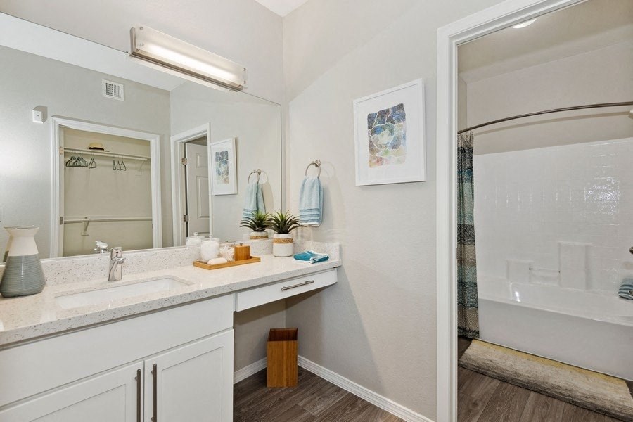 our apartments offer a bathroom with a shower