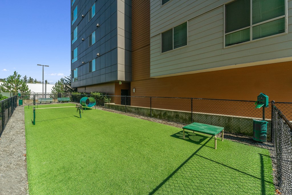 Dog run at Vue 22