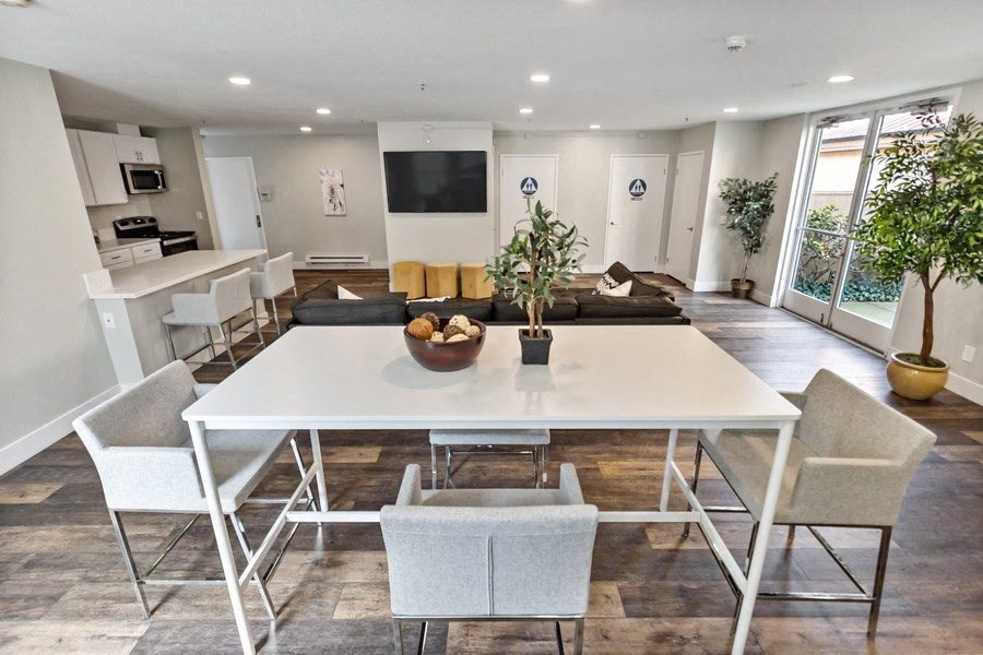Clubhouse Dining at Del Norte Place Apartment Homes, El Cerrito, CA