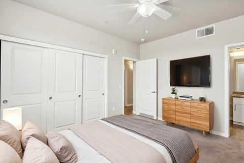 7640 W. Stockton Boulevard 1-3 Beds Apartment for Rent