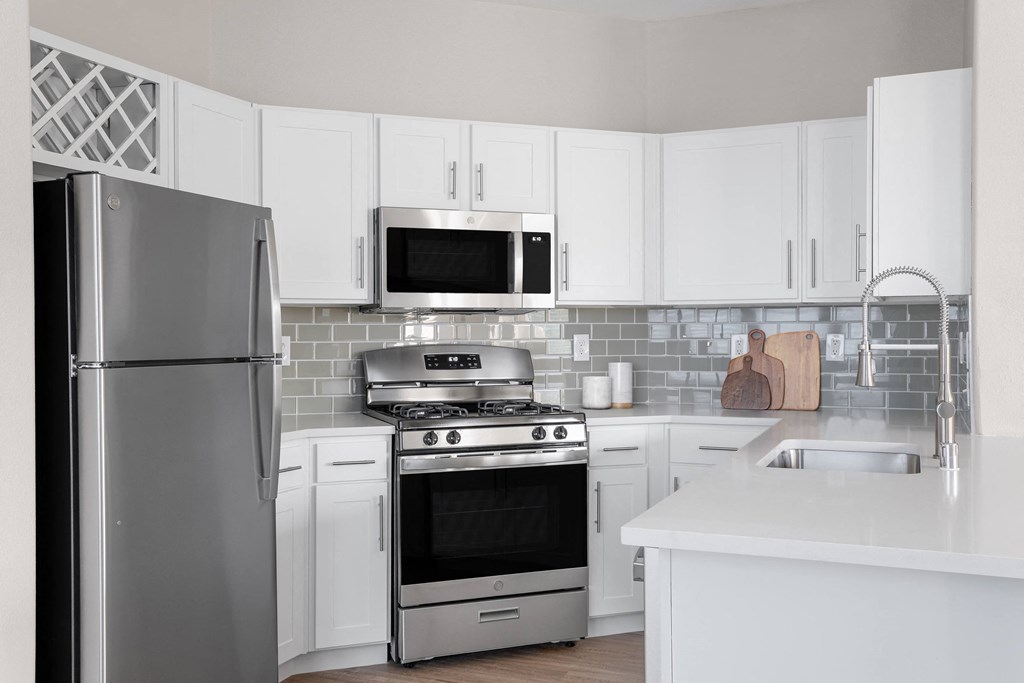 Unfurnished Kitchen at Verona Apartments
