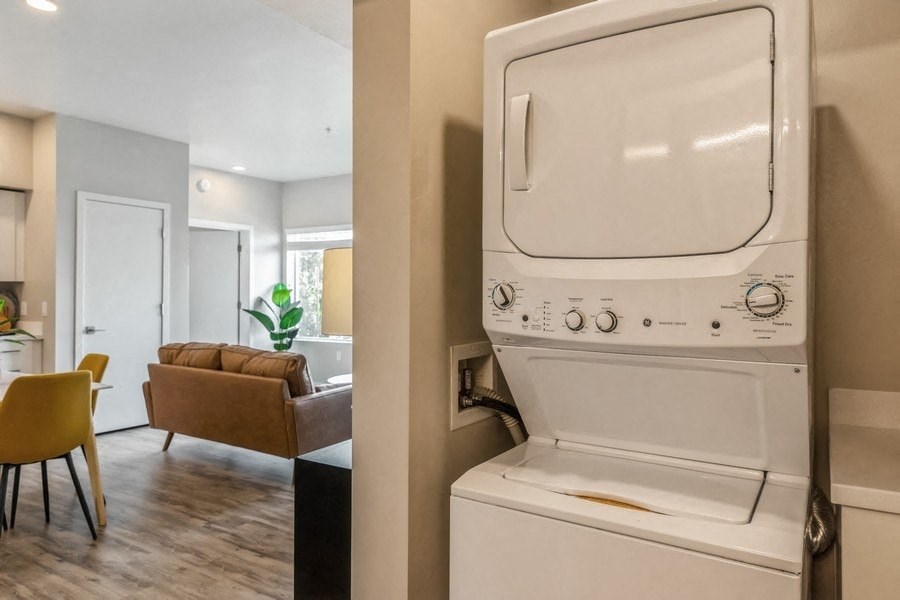 Parq Crossing Apartments