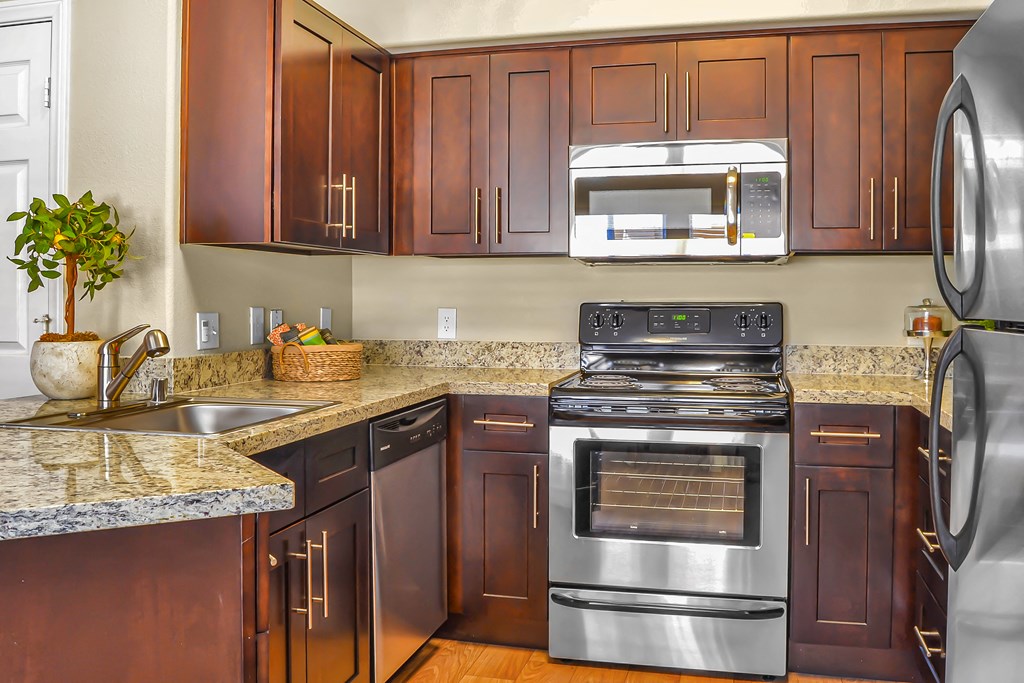 State of the Art Kitchen at 2150 Apartments