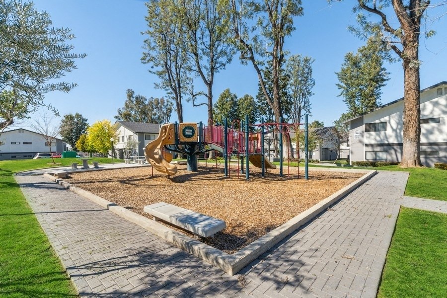 Playground at The District Apartment Homes