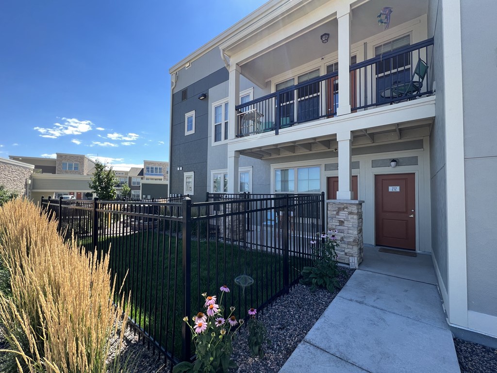 Fenced Lawn at Ridge at Castle Rock
