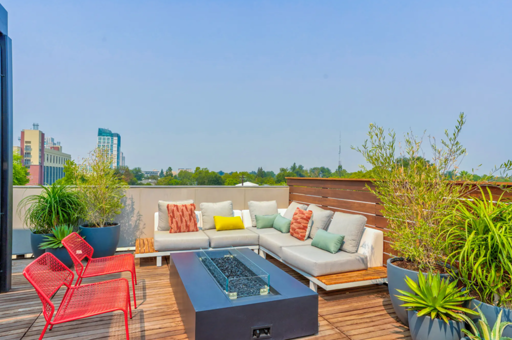 Furnished Patio at Eleanor H16 Apartments