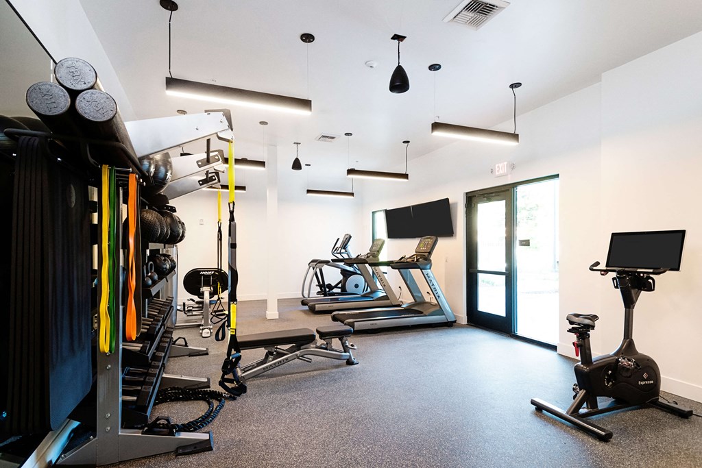 Gym Photo at Eleanor H16 Apartments