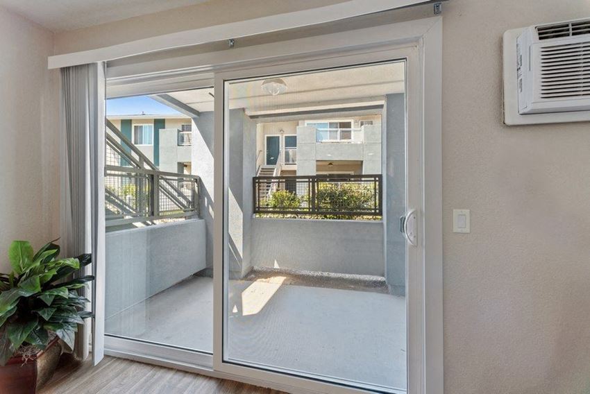 Pointe Luxe Apartment Homes, 3889 Midway Drive, San Diego, CA RentCafe