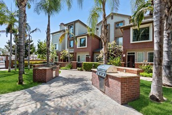BBQ Pavilion at Ontario Town Square Townhomes