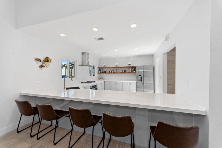 clubhouse with full kitchen at Pointe Luxe Apartment Homes, San Diego, CA, 92110