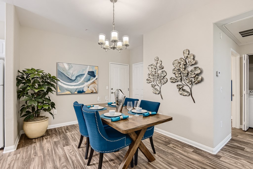 Dining area at Santa Rosa Apartments