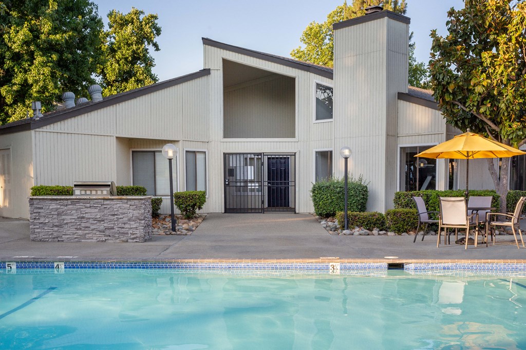 Exterior Clubhouse Views at Waterfield Square Apartment Homes