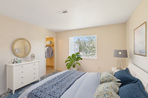 Bedroom at Silver Lake Apartments