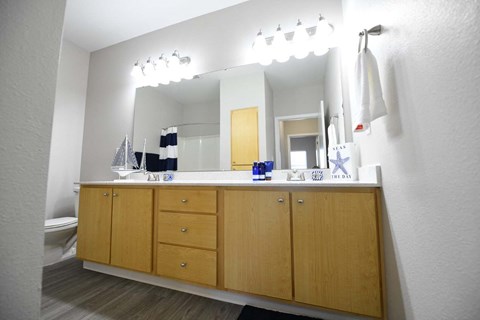 Luxurious Bathrooms at Domaine at Villebois , Wilsonville, Oregon