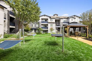 Green grounds at Waterstone Apartments