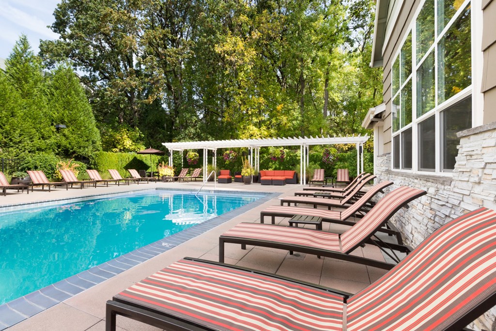 Pool Side Relaxing Area at Thorncroft Farms Apartments, Hillsboro, OR