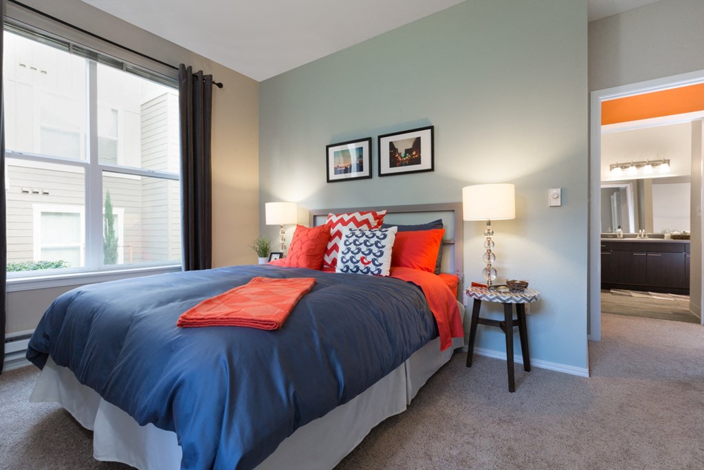 Wall-to-Wall Carpeting at Thorncroft Farms Apartments, Hillsboro, 97124