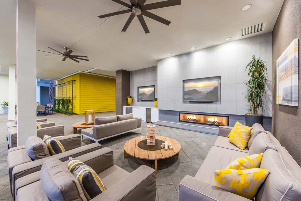 Lounge seating at Marc San Marcos Apartments
