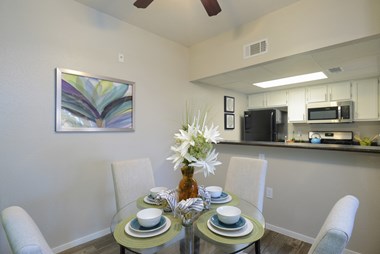 501 East Lake Mead Parkway 1-3 Beds Apartment for Rent - Photo Gallery 1