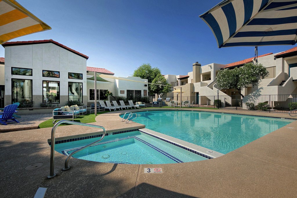 Hot Tub And Swimming Pool at Elevate at Discovery Park, Tempe, Arizona