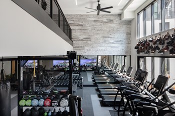 Gym at Eleanor - Photo Gallery 16